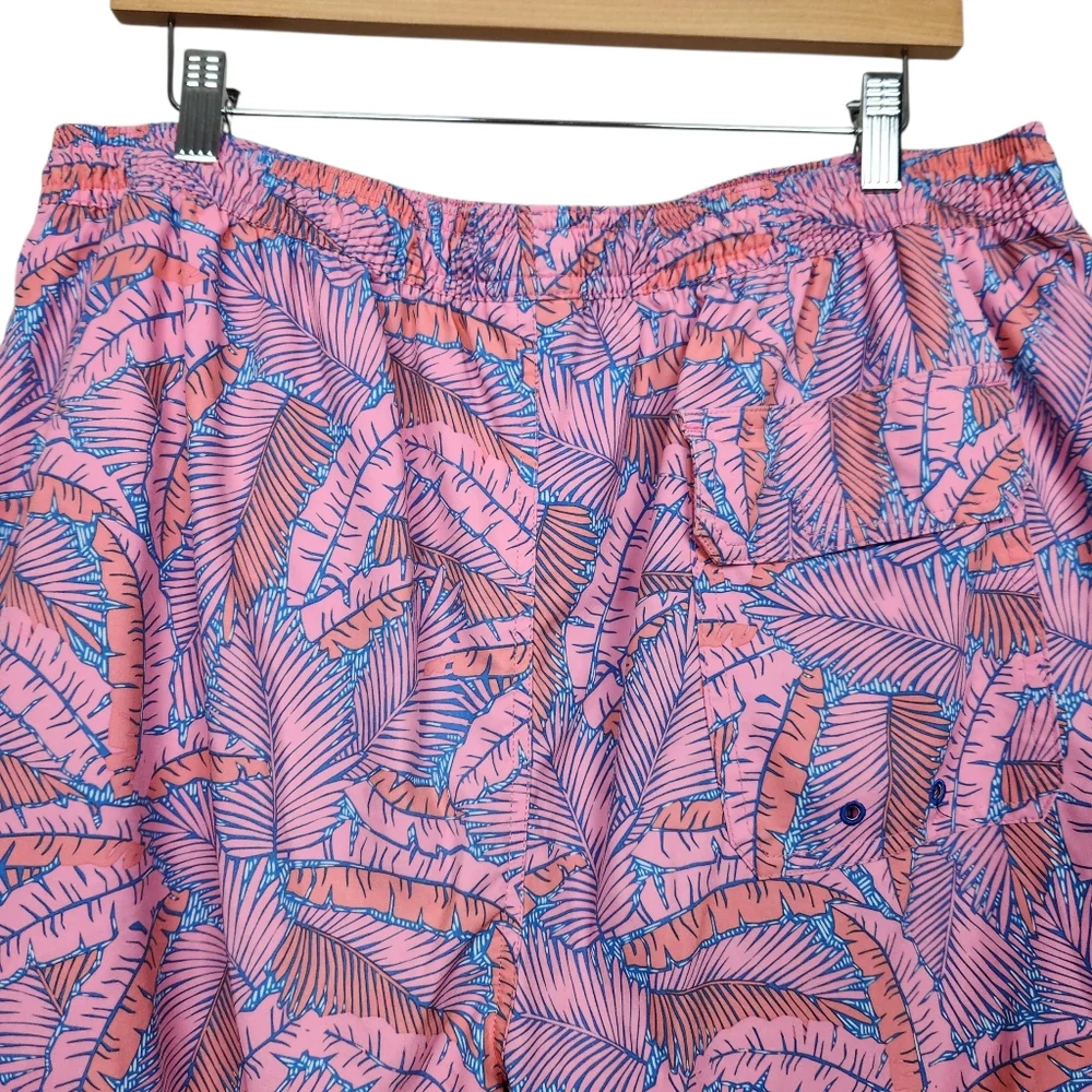 Vineyard Vines Printed Chappy Island Palms Swim Trunks Pink Orange Mens Size XL